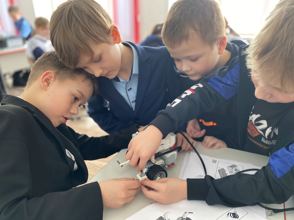 Модуль робототехники.